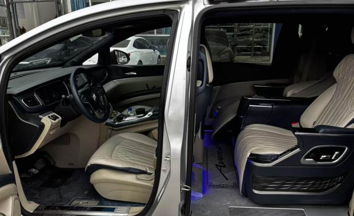 别克 GL8 2017款 25S 舒适型 国V