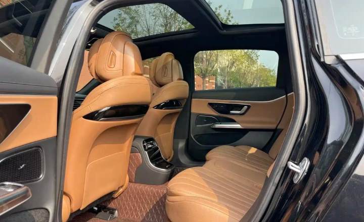 奔驰 E级 2024款 E 260 L