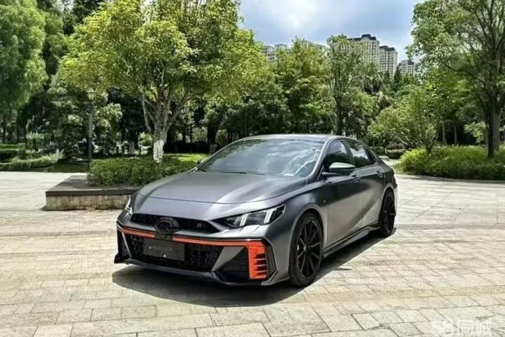 广汽传祺 影豹 270T DCT J16 R-style赛道版