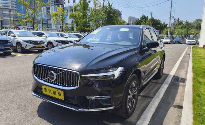 沃尔沃 XC60 2025款 B5 四驱智逸豪华版
