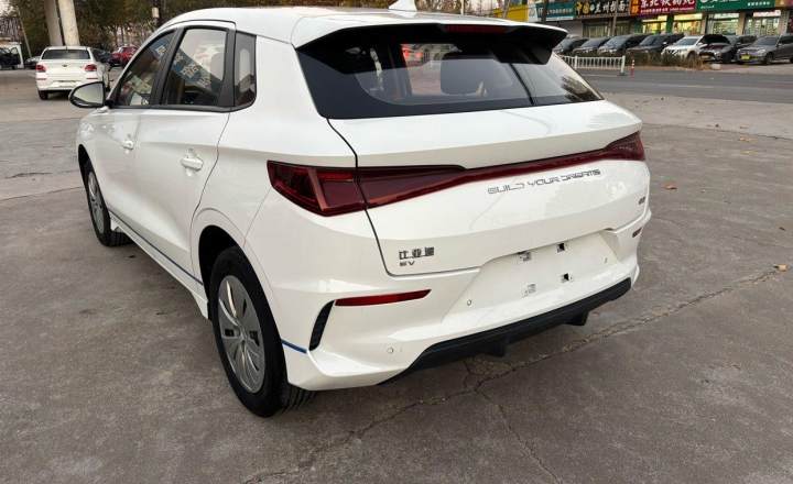 比亚迪 e2 2021款 舒适型