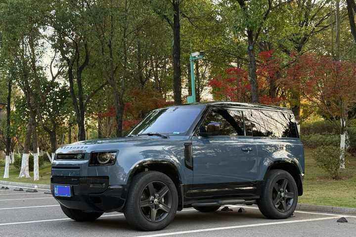 路虎 卫士 90 2.0T P300 X-DYNAMIC HSE