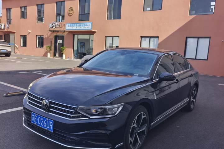 大众 迈腾 改款 众享款 330TSI DSG豪华型