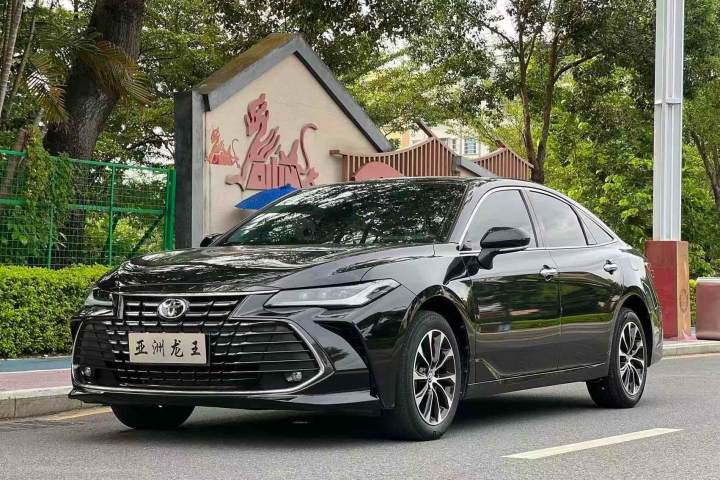 丰田 亚洲龙 2023款 2.0L 进取版