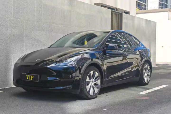 特斯拉 Model Y 改款 后轮驱动版