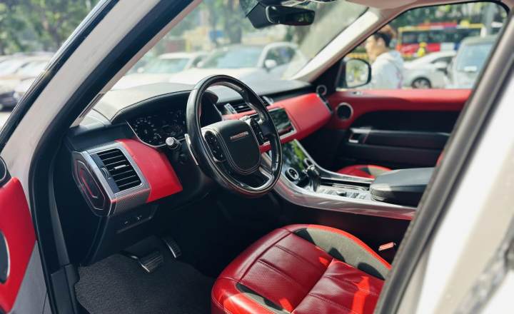 路虎 揽胜运动 2020款 3.0 L6 HSE DYNAMIC