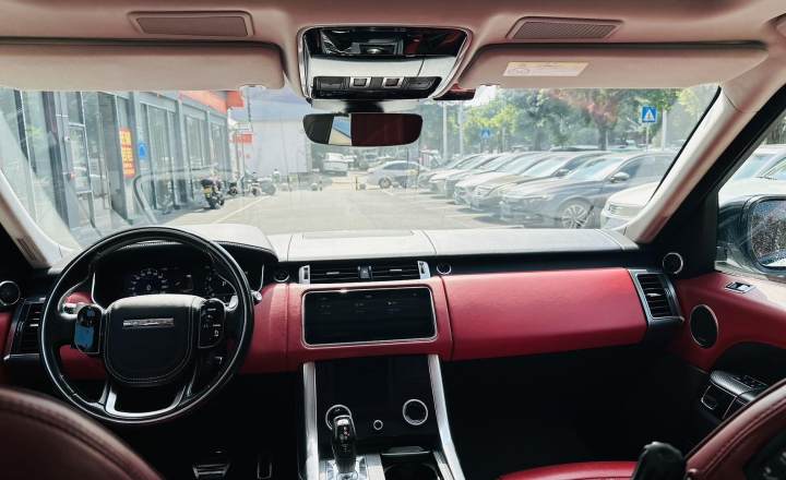 路虎 揽胜运动 2020款 3.0 L6 HSE DYNAMIC