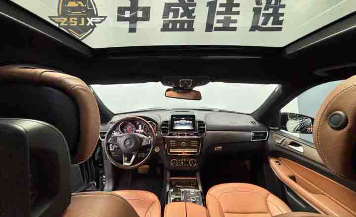奔驰 GLS 2016款 GLS 500 4MATIC