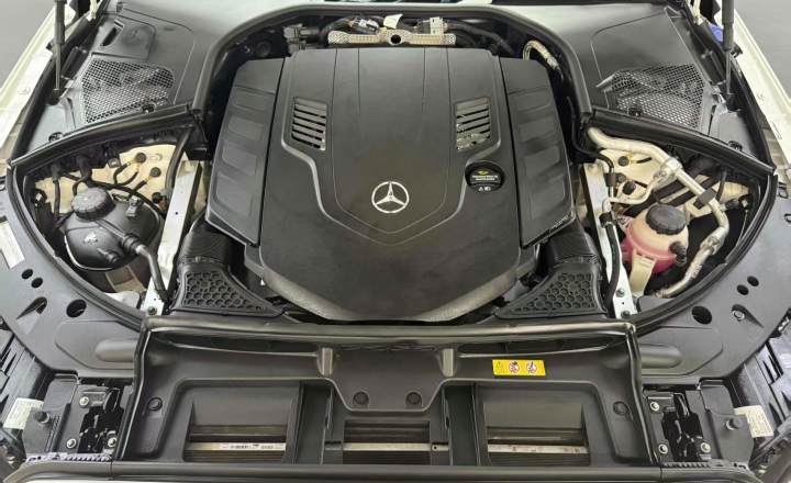 奔驰 迈巴赫S级 2023款 S 580 4MATIC