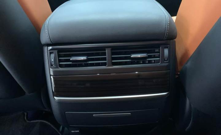 雷克萨斯 LX 2019款 570 动感豪华版