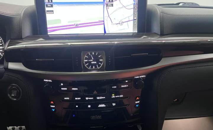 雷克萨斯 LX 2019款 570 巅峰特别版