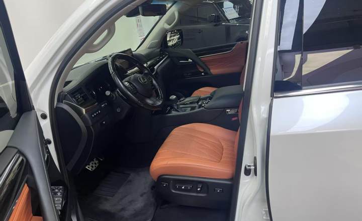 雷克萨斯 LX 2019款 570 巅峰特别版