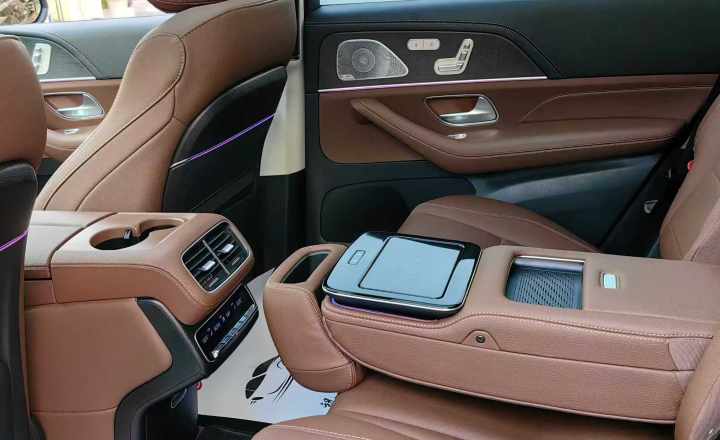 奔驰 GLS 2024款 GLS 450 4MATIC 时尚型