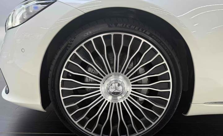 奔驰 迈巴赫S级 2023款 S 580 4MATIC