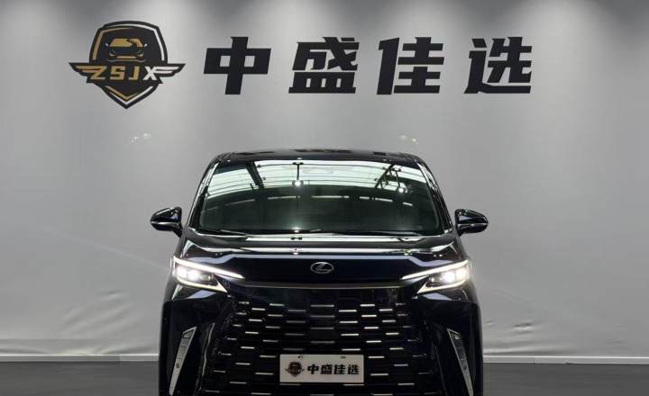 雷克萨斯 LM 2023款 500h 六座尊崇版