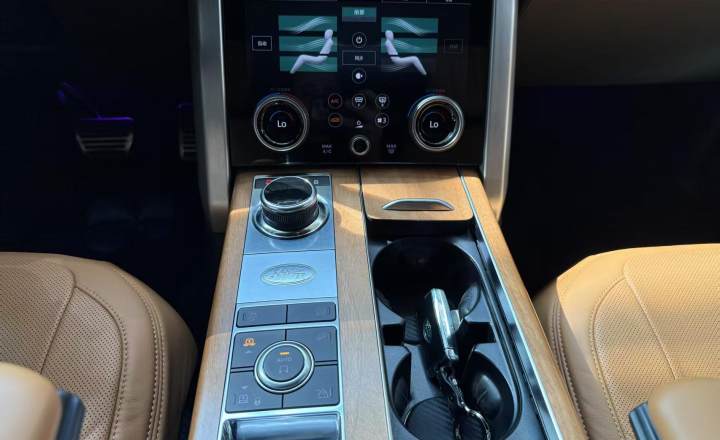 路虎 揽胜 2018款 5.0 SC V8 AB 尊崇创世加长版