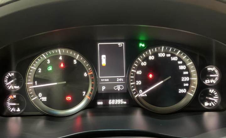 雷克萨斯 LX 2019款 570 动感豪华版