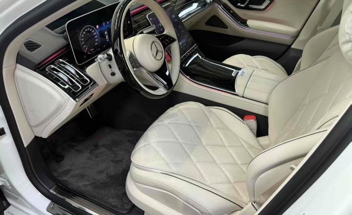奔驰 迈巴赫S级 2023款 S 580 4MATIC