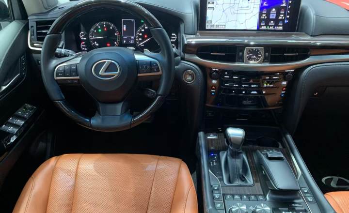 雷克萨斯 LX 2019款 570 动感豪华版