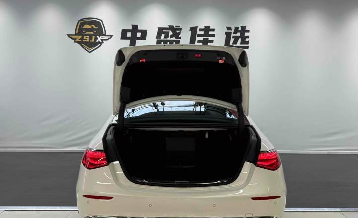 奔驰 迈巴赫S级 2023款 S 580 4MATIC