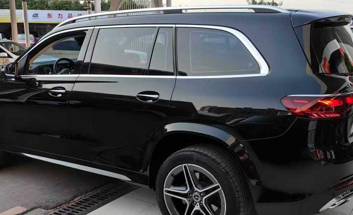 奔驰 GLS 2024款 GLS 450 4MATIC 时尚型
