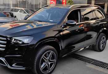 奔驰 GLS 2024款 GLS 450 4MATIC 时尚型
