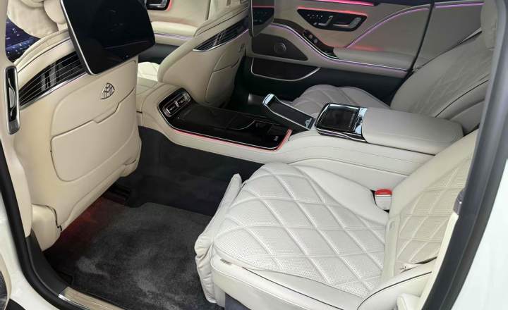 奔驰 迈巴赫S级 2023款 S 580 4MATIC