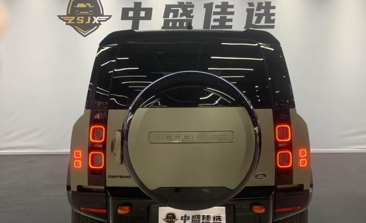 路虎 卫士 2024款 110 3.0T P400 X