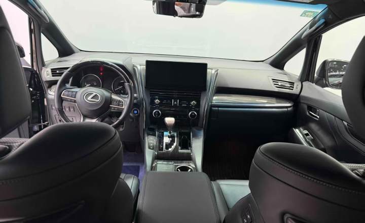 雷克萨斯 LM 2023款 350h 七座隽雅版