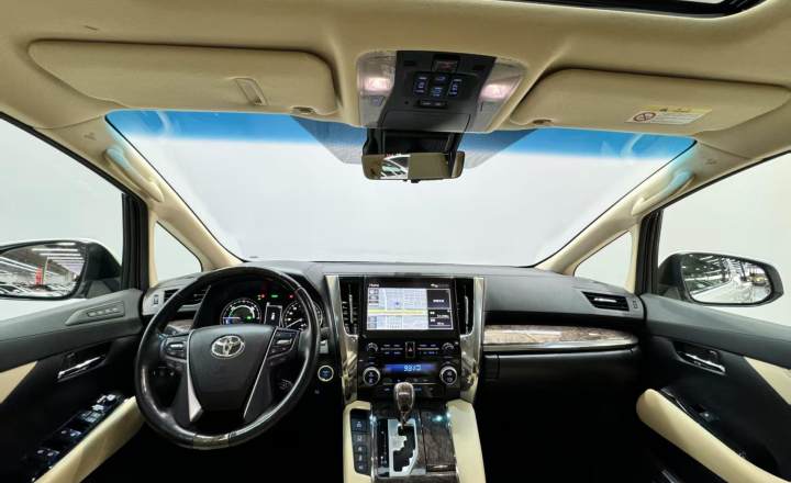 丰田 威尔法 2020款 双擎 2.5L 黑金限量版