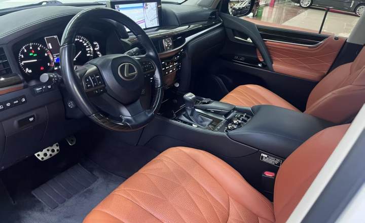 雷克萨斯 LX 2019款 570 巅峰特别版