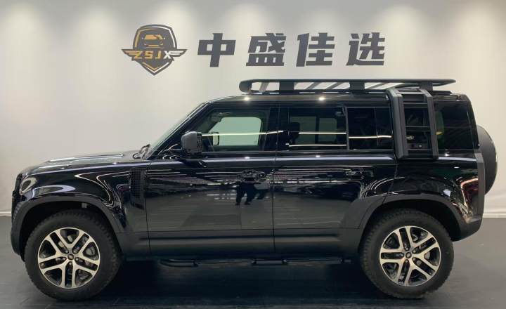 路虎 卫士 2023款 110 3.0T P400 暗黑特别版
