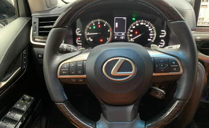 雷克萨斯 LX 2019款 570 动感豪华版