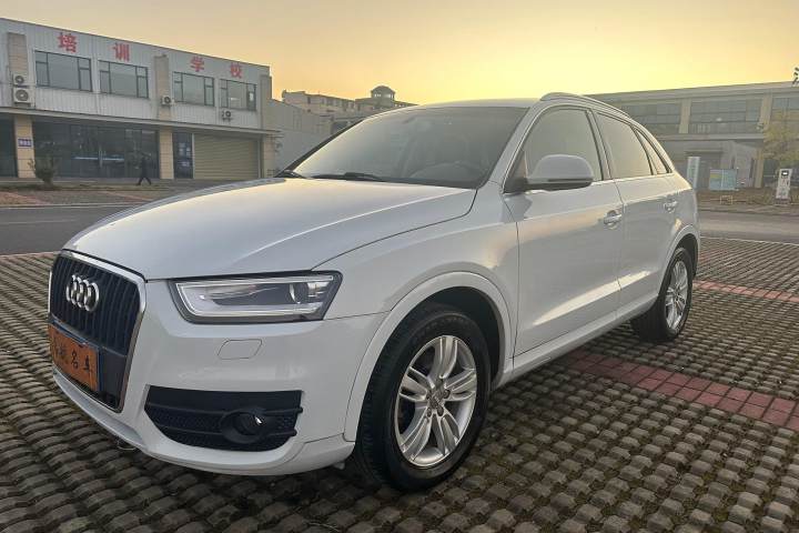 奥迪 Q3 35 TFSI 进取型