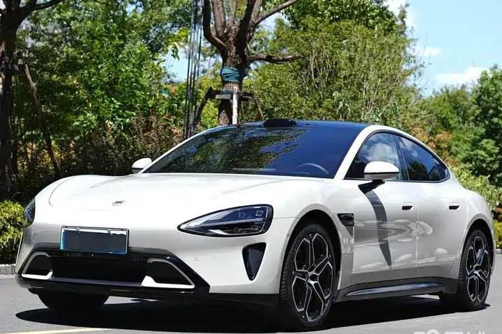 小米汽车 小米SU7 830km 后驱超长续航高阶智驾Pro版