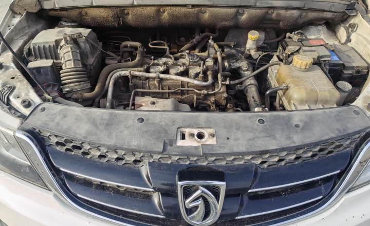 宝骏 730 2016款 1.5L 手动舒适型 7座 国V