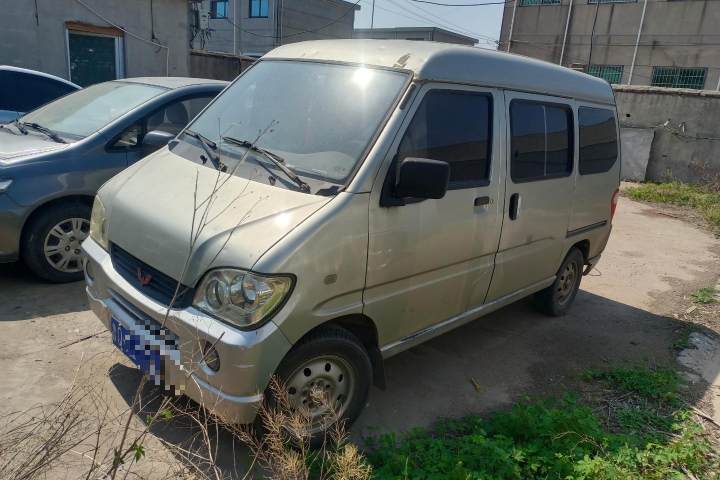 五菱汽车 五菱之光 1.2 手动 标准型5座