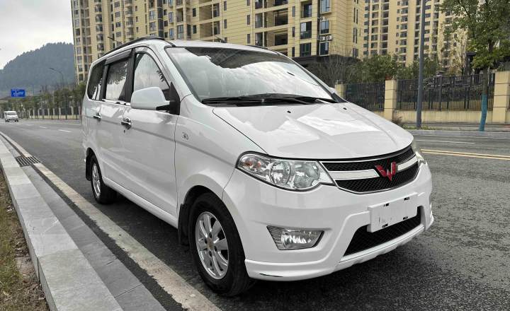 五菱汽车 五菱宏光 2018款 1.5L 经典款S基本型