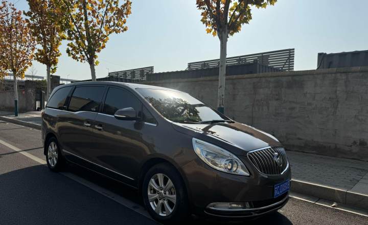 别克 GL8 2014款 3.0L GT豪华商务豪雅版