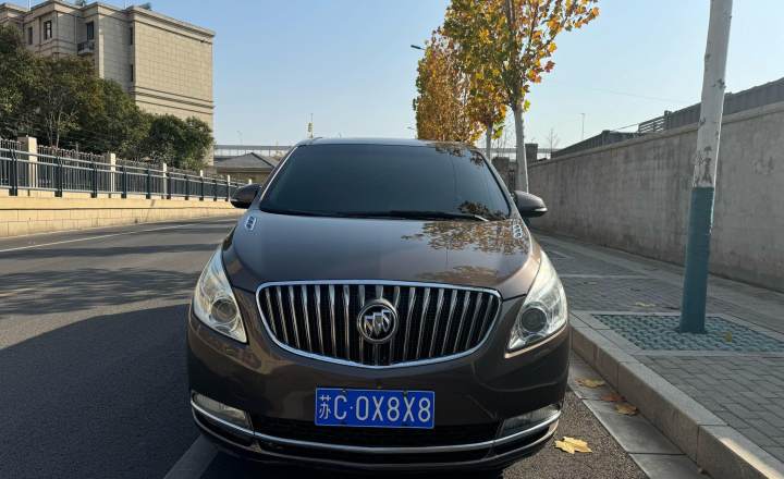 别克 GL8 2014款 3.0L GT豪华商务豪雅版