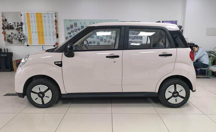 凌宝汽车 凌宝BOX 2025款 140km 青柠版