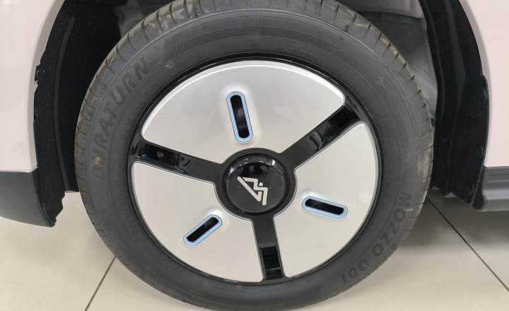 凌宝汽车 凌宝BOX 2025款 140km 青柠版