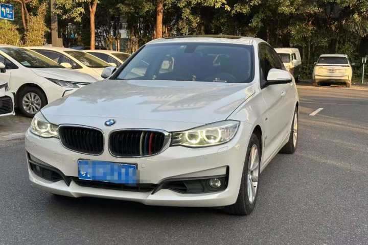宝马 3系GT 320i 风尚设计套装