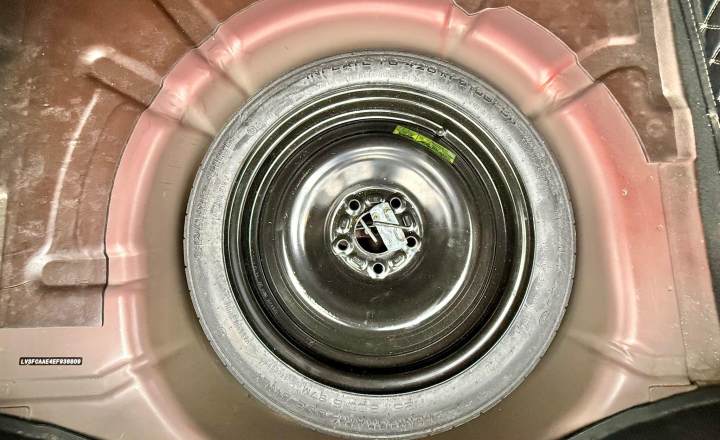 福特 福克斯 2013款 两厢经典 1.8L 自动基本型