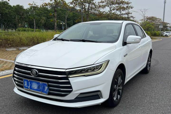比亚迪 秦 2019款 1.5L 手动豪华型