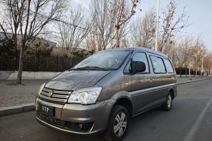 东风风行 菱智 V3 1.5L 7座标准型