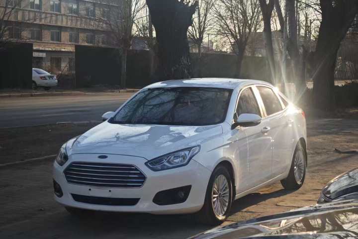 福特 福睿斯 2017款 1.5L 手动舒适型