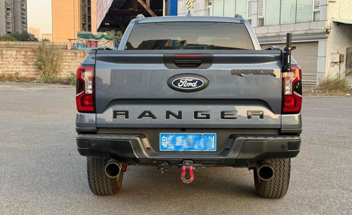 福特 游骑侠Ranger 2023款 探迹四驱自动越野版 汽油