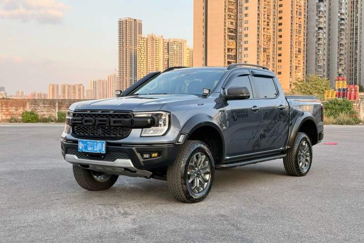 福特 游骑侠Ranger 2023款 探迹四驱自动越野版 汽油