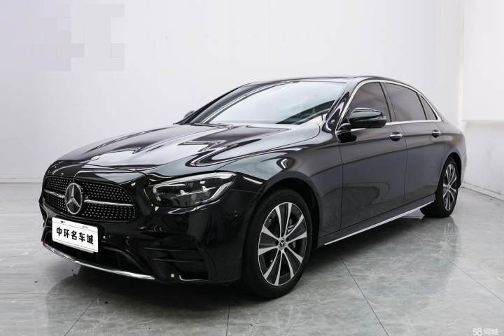 奔驰 E级新能源 2022款 E 350 e L 插电式混合动力运动轿车